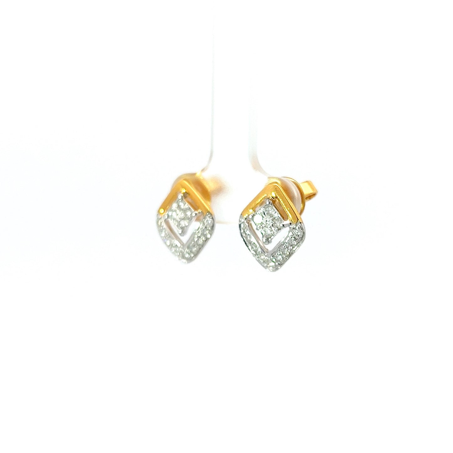 Earrings w/ 8 Diamonds & 18 Side Diamonds