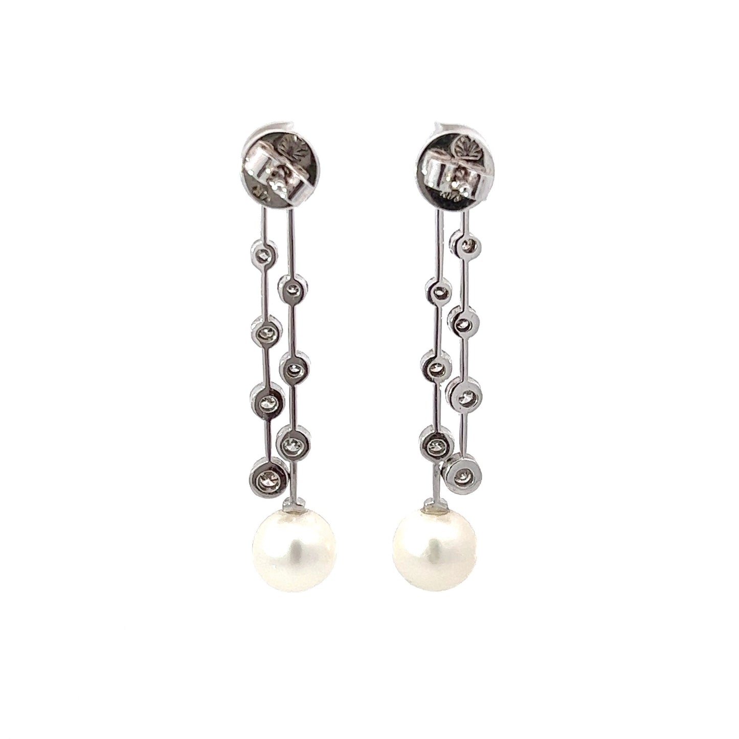 Earrings w/ South Sea Pearl & 16 Diamonds