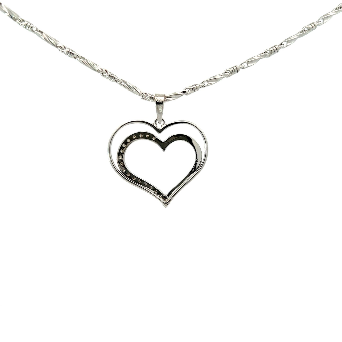 Pendant Heart w/ 18 Diamonds