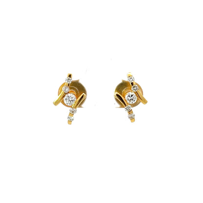 Earrings w/ Solo Diamond & 8 Diamond Chips